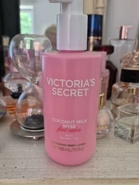 Victorias Secret Coconut Milk Rose Body Lotion